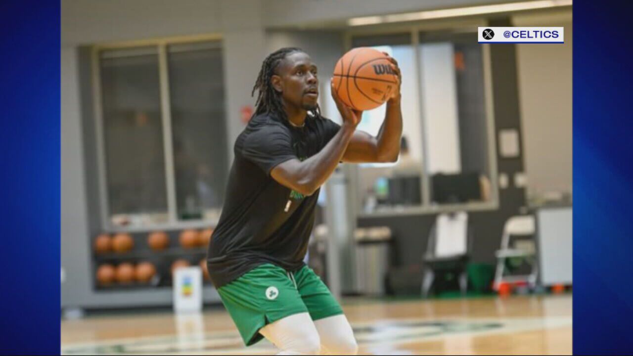 Jrue Holiday's arrival adds electricity to Celtics training camp