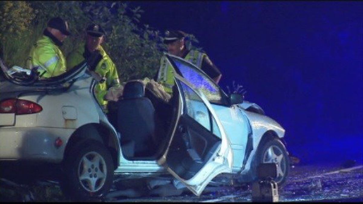 1 killed, 3 injured in Upton crash