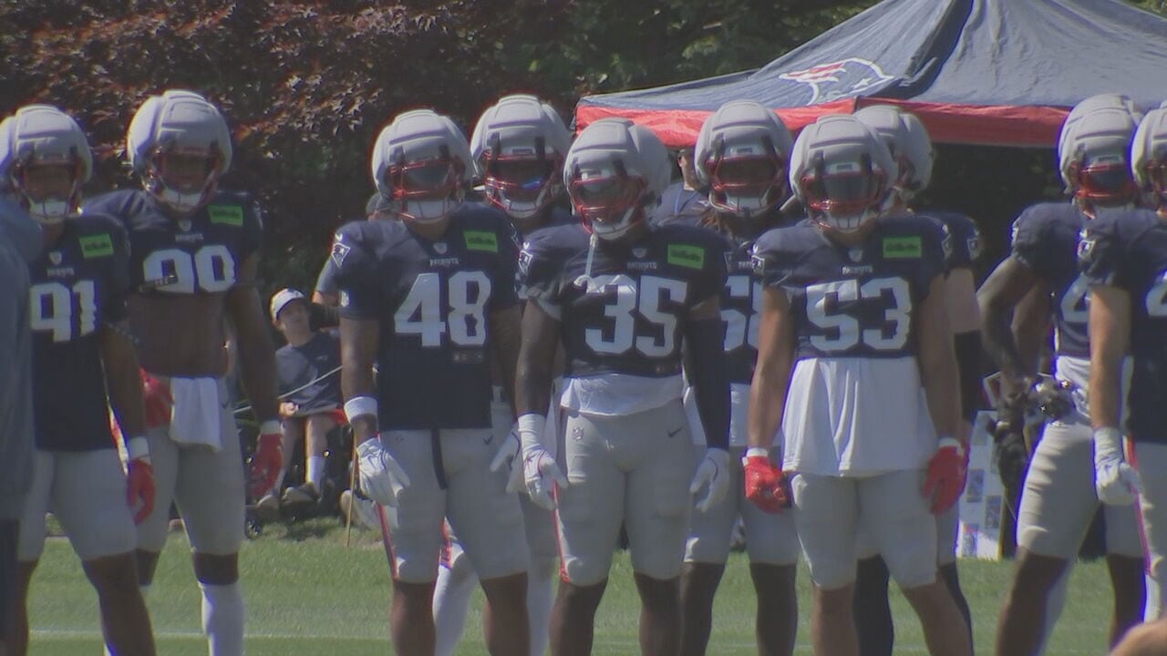 Patriots rookie Gabe Jacas joins training camp after contract delay, knee surgery